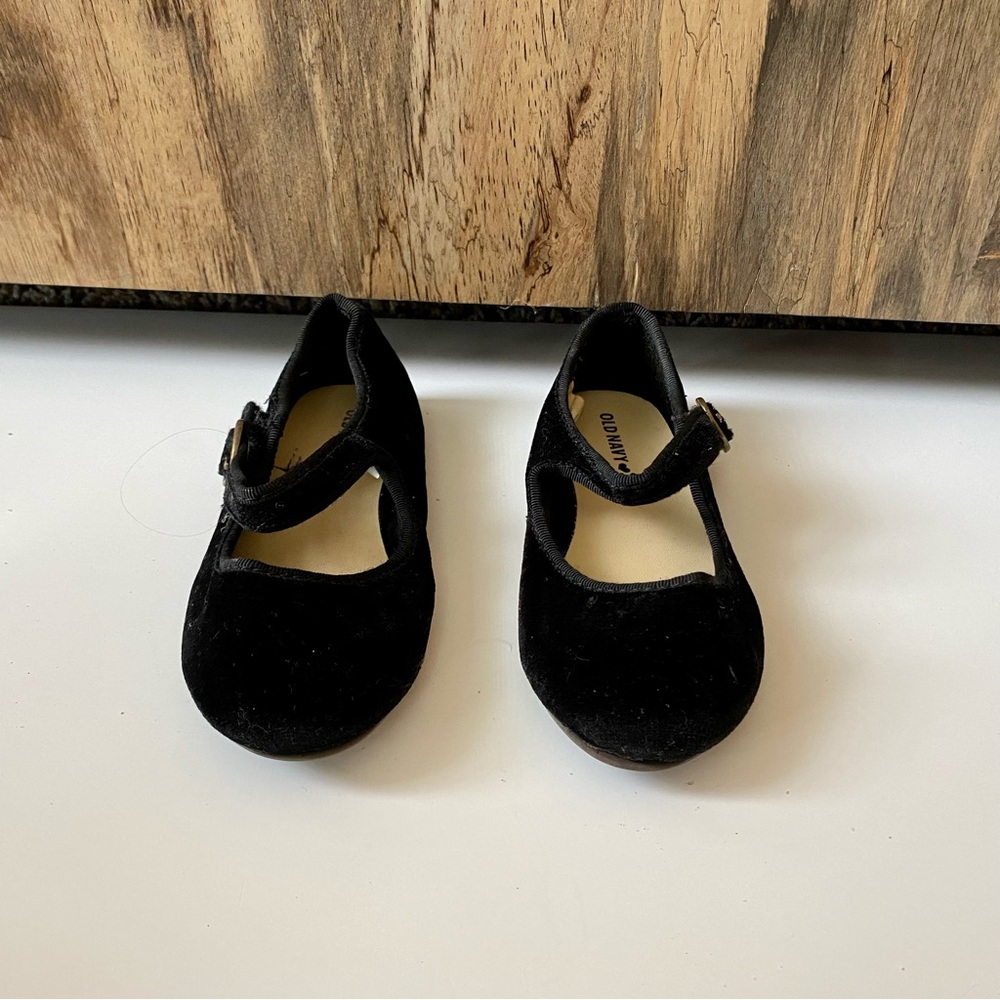 Old Navy Black Velvet Ballet Flat Shoes Toddler Girl Size 8